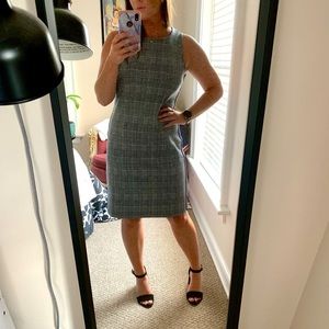 Women’s Banana Republic Sheath Dress in Houndstooth Plaid with Racing Stripe